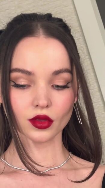 Dove Cameron