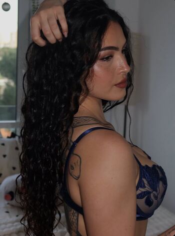 Elena Alexis