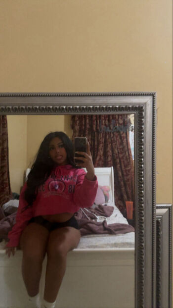 Ella_Belay