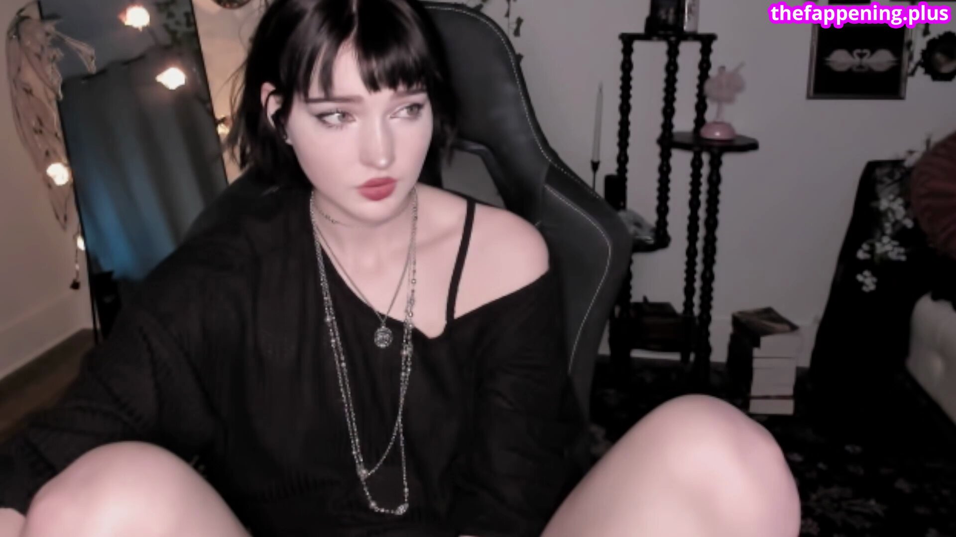 Ella.shitqost