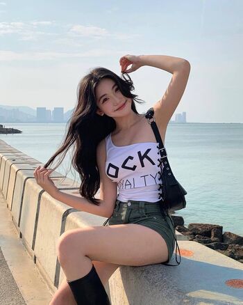 Ellen Tan