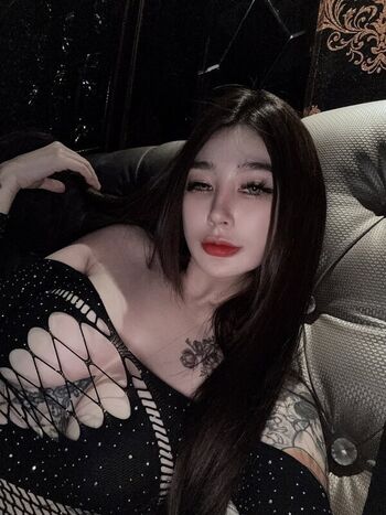ellena_ling33