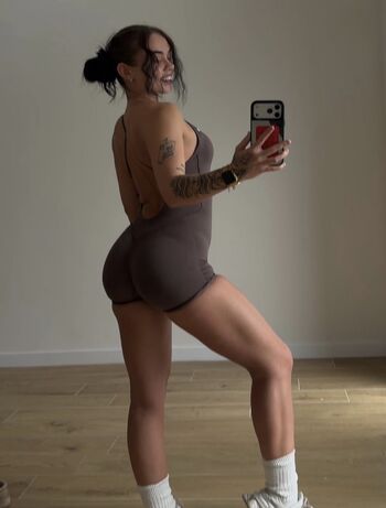 Elley Davies