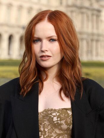 Ellie Bamber