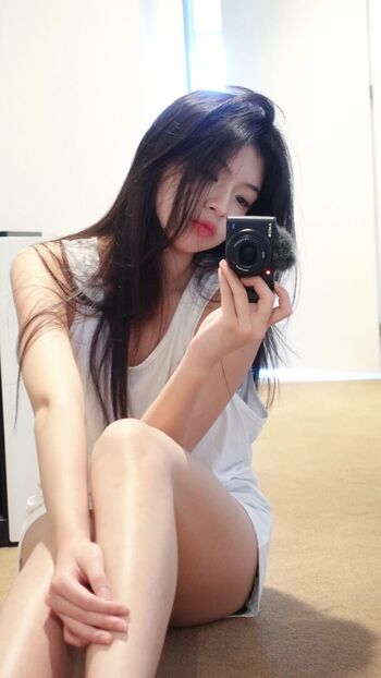 Elyn Leong