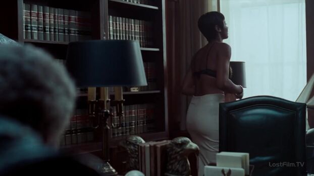 Emayatzy Corinealdi