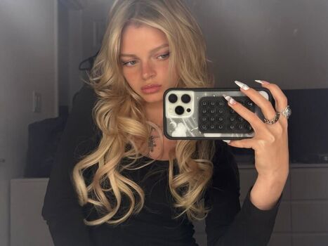 Emily Kelavos