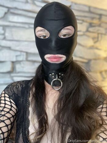 emily_wells