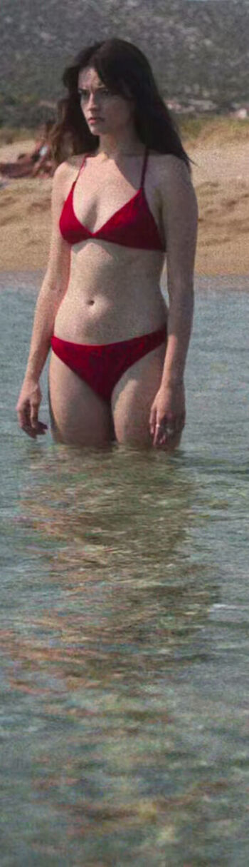 Emma Mackey