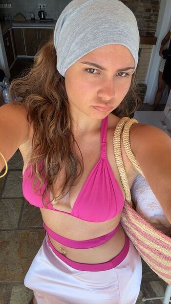 Ester Dobrik