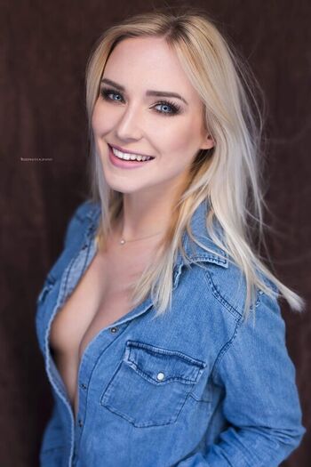 Eva Mikulski