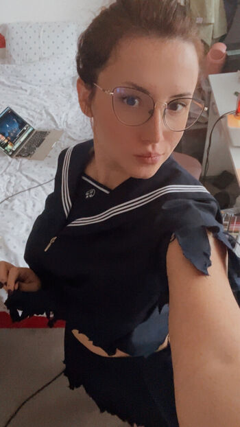 Ezy Summers Cosplay