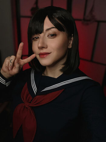 Ezy Summers Cosplay