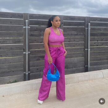Famous_kiki1