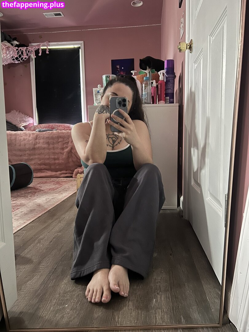 ffs_roxanne / ffsroxanne / https: नग्न OnlyFans फोटो #2