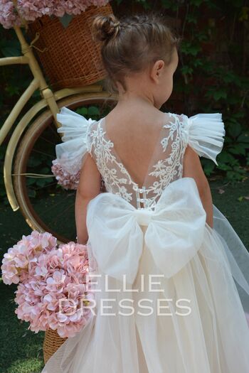 Flowergirl
