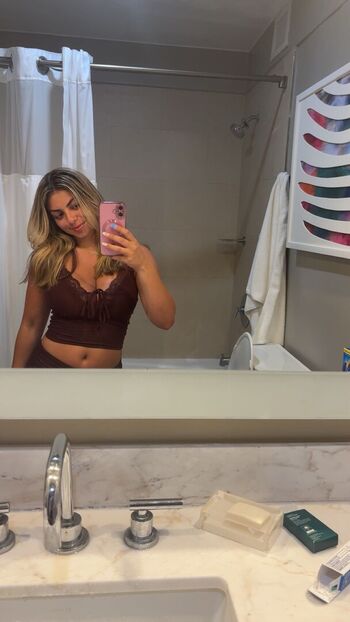 gaby_zola