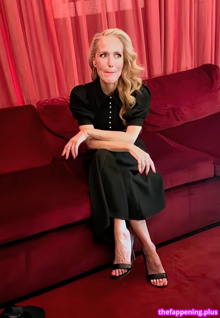 Gillian Anderson
