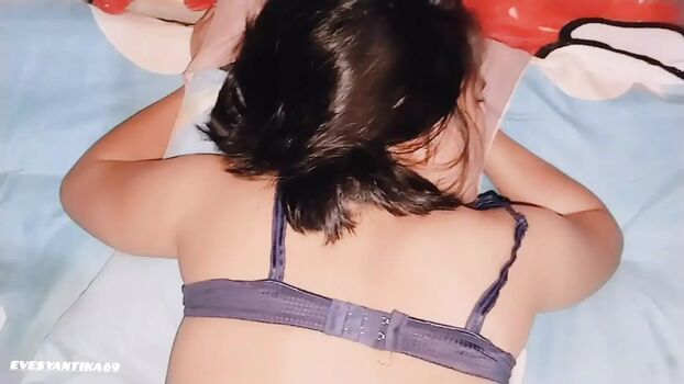 girlonvacation