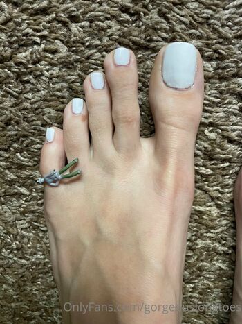 Gorgeouslongtoes