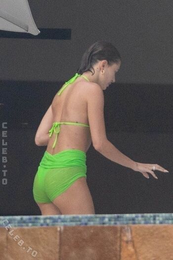 Hailey Bieber