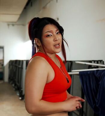 Hikaru Shida