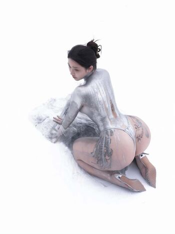 Hitomi Songyuxin