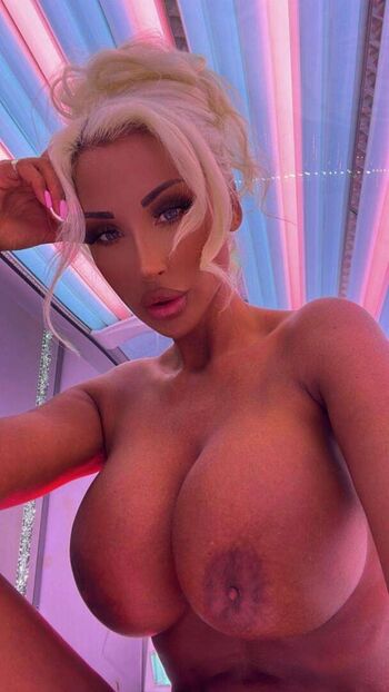 Holly Deacon
