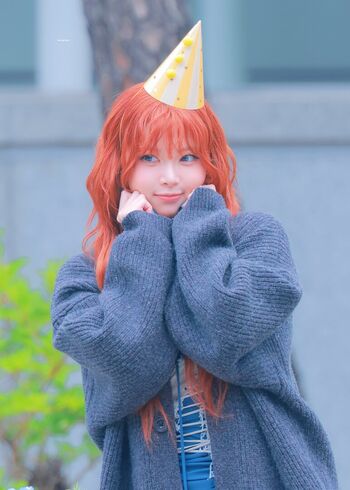 Hong Eunchae 홍은채