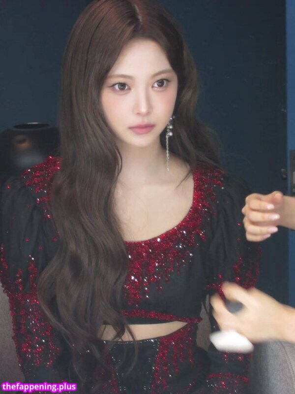 Hong Eunchae 홍은채