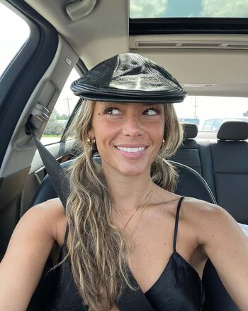 Hopie Schlenker