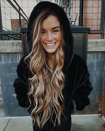 Hopie Schlenker