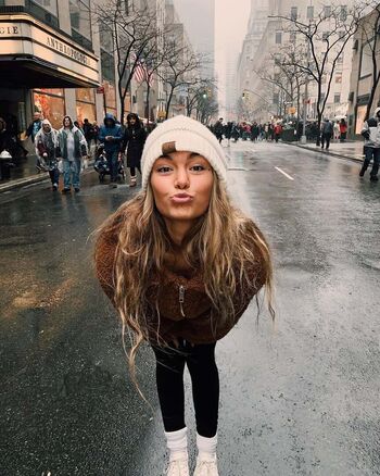 Hopie Schlenker