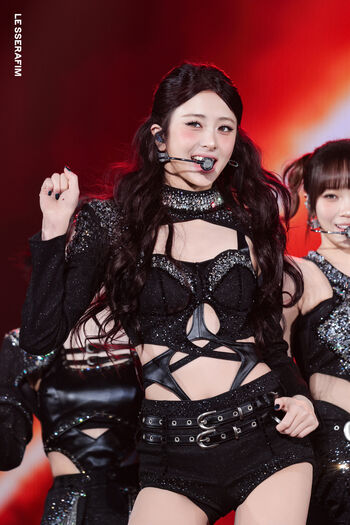 Huh Yunjin 허윤진