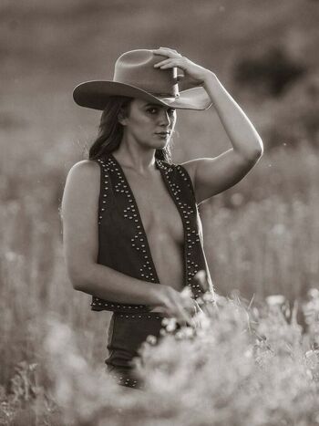 Hunter Deno