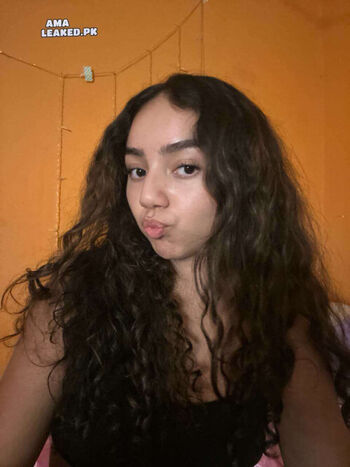 Isabella Luna Tovar