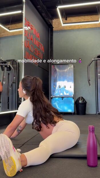 Isadora Abrahao