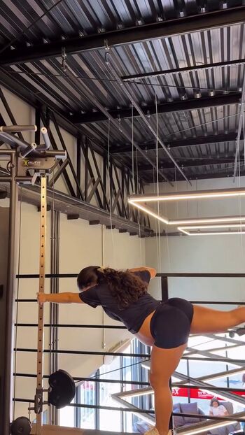 Isadora Abrahao