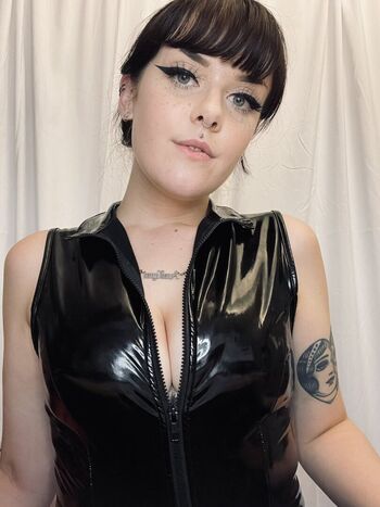 Itsavalynn