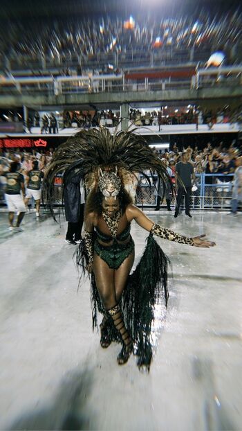 Iza Cantora