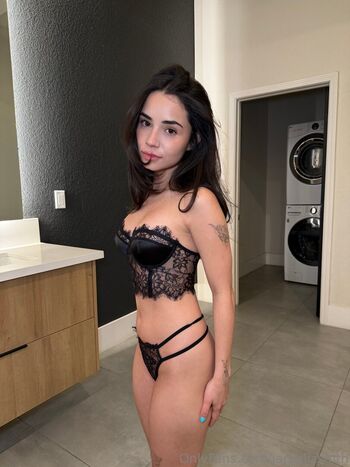 jameliz / ohzero_o / watermelondrip