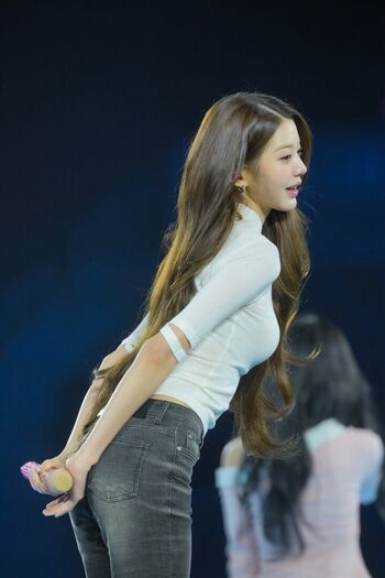 Jang Won-young