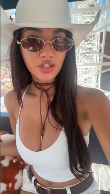 jasmine_lillyyyy