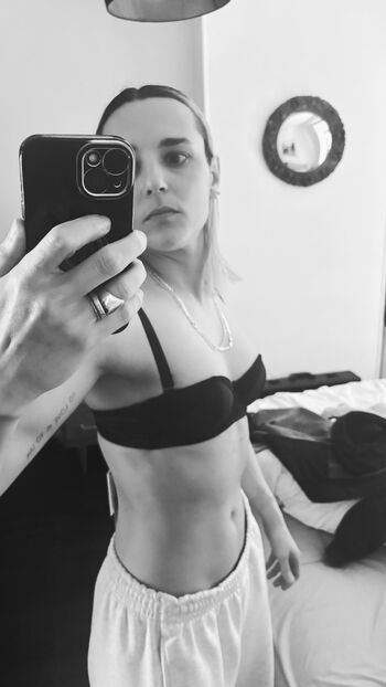 Jehnny Beth