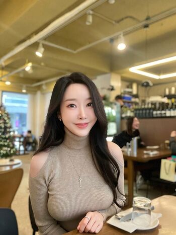 Jeong Woo Joo