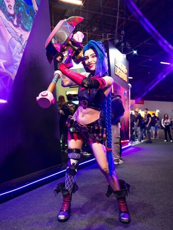 Jhen Cosplay