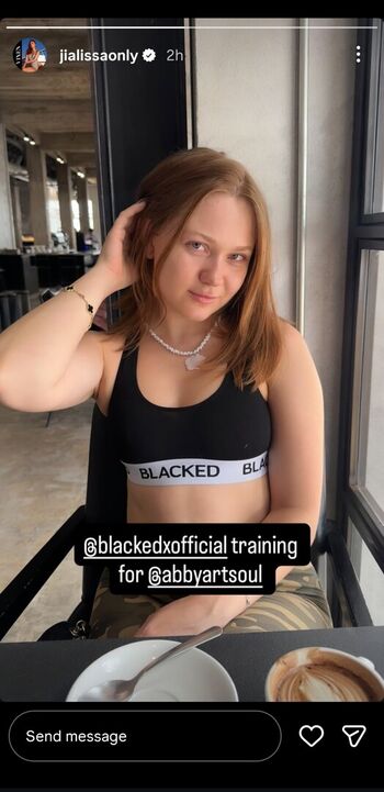 Jia Lissa And