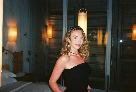 Jodie Comer