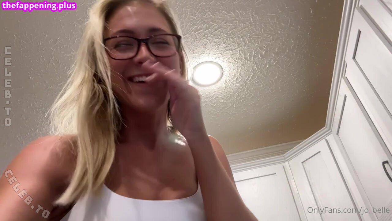 Jolene Belle