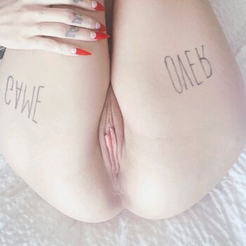 Josie Peach